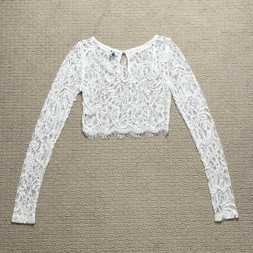 Windsor Floral Lace Crop Top - Picture 2 of 8
